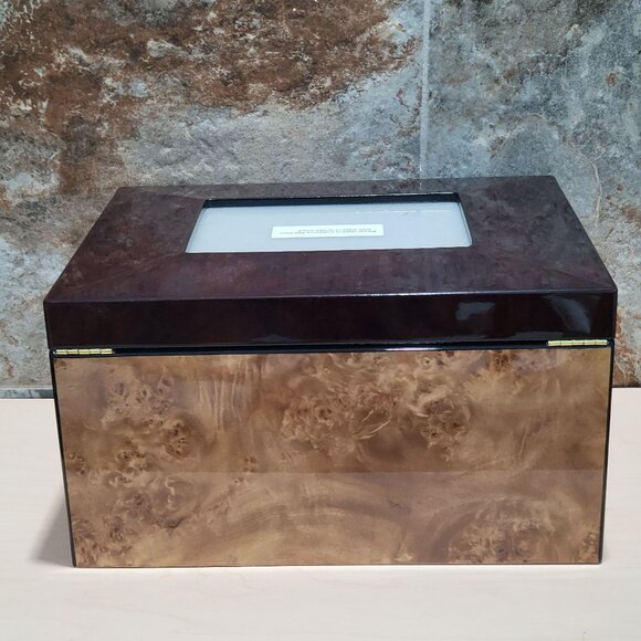 Lacquered Burl Walnut Veneer High Gloss Finish Memorial Keepsake Box - Picture 2 of 16